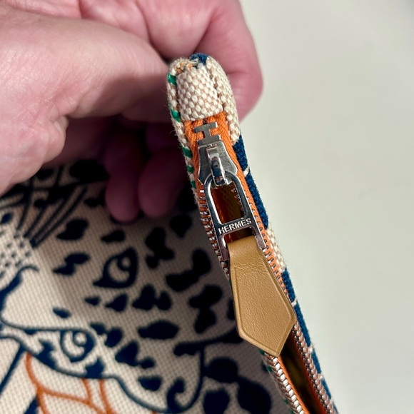 Hermes canvas case - Picture 4 of 4